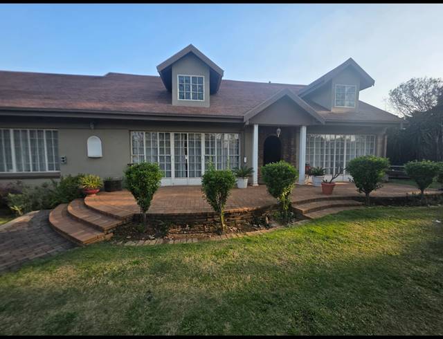 3 BEDROOM HOUSE FOR SALE IN VANDERBIJLPARK SW 5